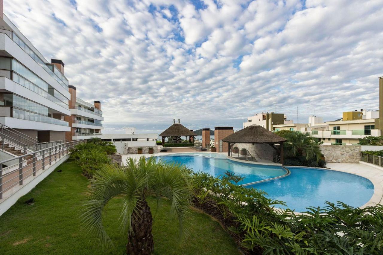 Punta Blu 102-9 - Condomínio luxuoso com vista para o mar - Piscina - Sauna - Jacuzzi - Quadra poliesportiva Bombinhas Exterior foto